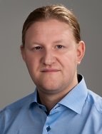 Dr. rer. nat. Matthias Voigt wurde für seine Forschungsarbeiten in der numerischen Mathematik im Rahmen seiner Promotion am Max-Planck-Institut für Dynamik komplexer technischer Systeme Magdeburg mit der Otto-Hahn-Medaille der Max-Planck-Gesellschaft ausgezeichnet.