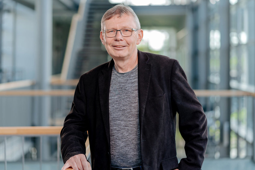 Prof. Andreas Seidel-Morgenstern receives Science Award for Affordable Green Chemistry