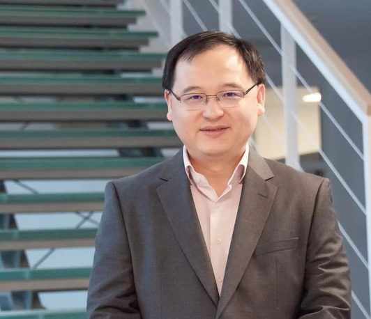 MPI Colloquia Series: Prof. Xinliang Feng, MPI of Microstructure Physics: Beyond Layers: Unveiling the Potential of Organic 2D Crystals in Emerging Material Science 