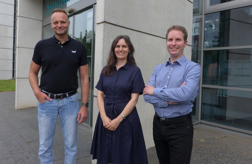 Research Groups headed by Senior Scientists