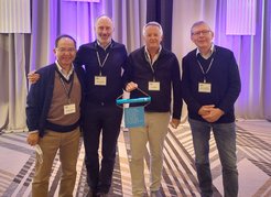 Drei vorhergehende und der aktuelle Präsident der International Adsorption Society.Von links: Katsumi Kaneko (Shinshu University), Marco Mazzotti (ETH Zürich), Paul Webley (Monash University), Andreas Seidel-Morgenstern (MPI Magdeburg).