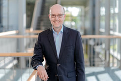 Prof. Dr.-Ing. Kai Sundmacher holds the position of Executive Director at the Max Planck Institute for Dynamics of Complex Technical Systems Magdeburg for two years since January 1, 2023.