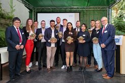 The recipients of the VDI Funding Awards 2023 with Prof. Rüdiger Bähr, Chairman of the VDI Magdeburger BV, and State Secretary Dr. Jürgen Ude, State Chancellery and Ministry of Culture of Saxony-Anhalt, on May 12, 2024.